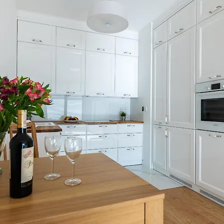 Airport Lirowa - P&o Serviced Varsó